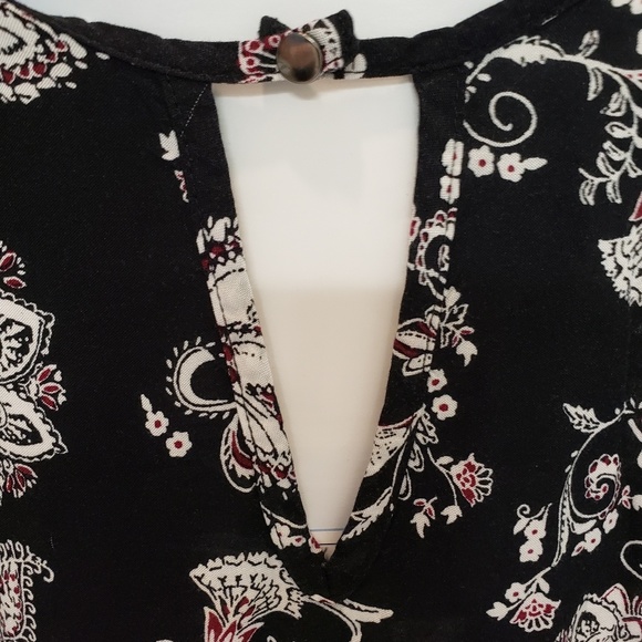 Xhilaration Fringed Tunic Dress or Cover up - Picture 3 of 5